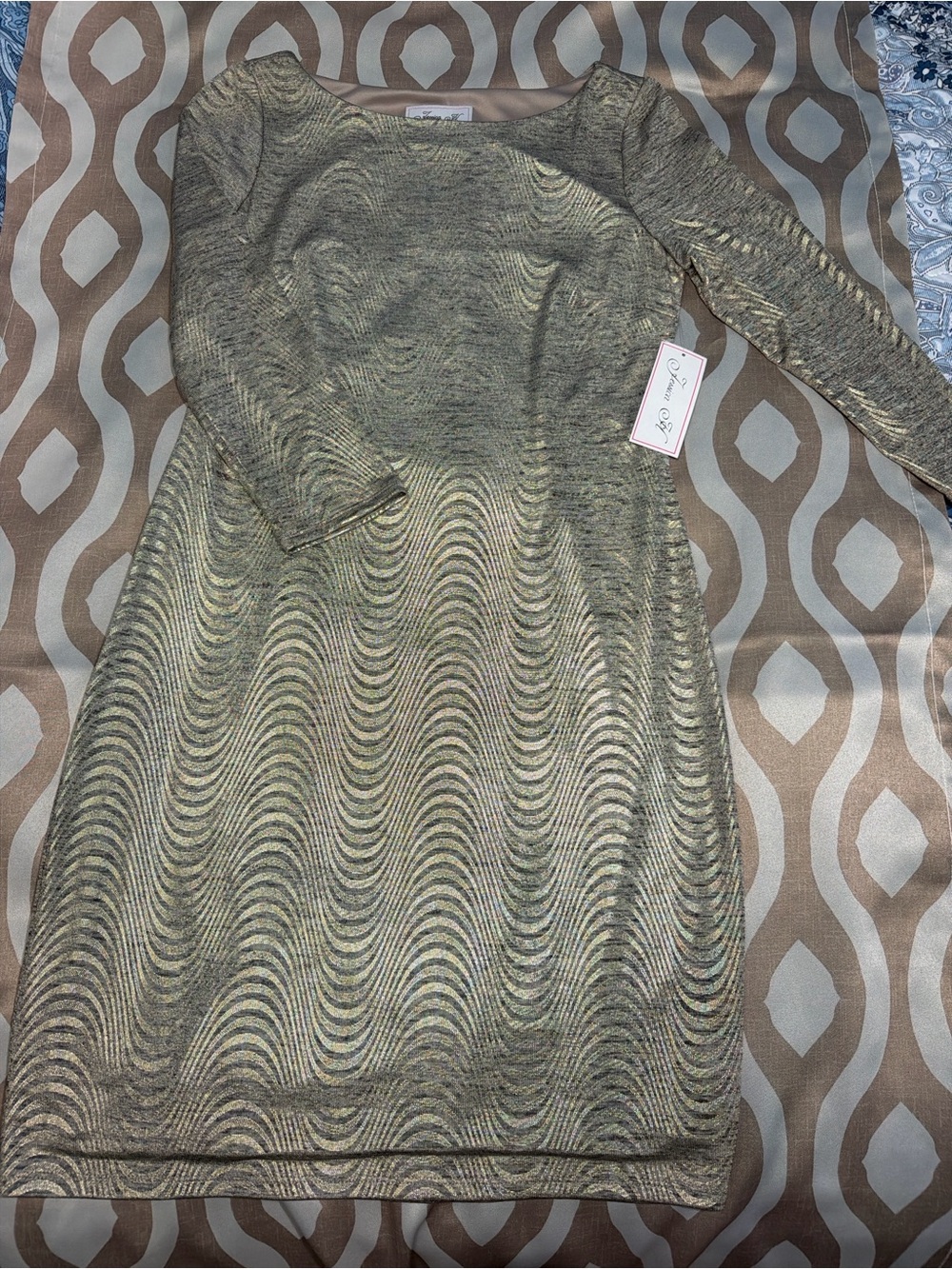 Jessica Howard Gold and Black Scoop Neck Knit Dress